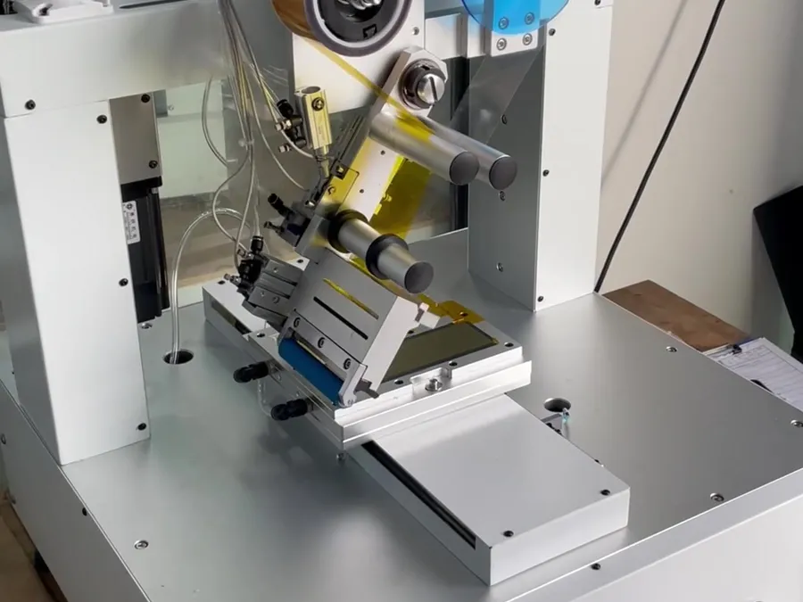 Desktop Tape-application Machine — image 3