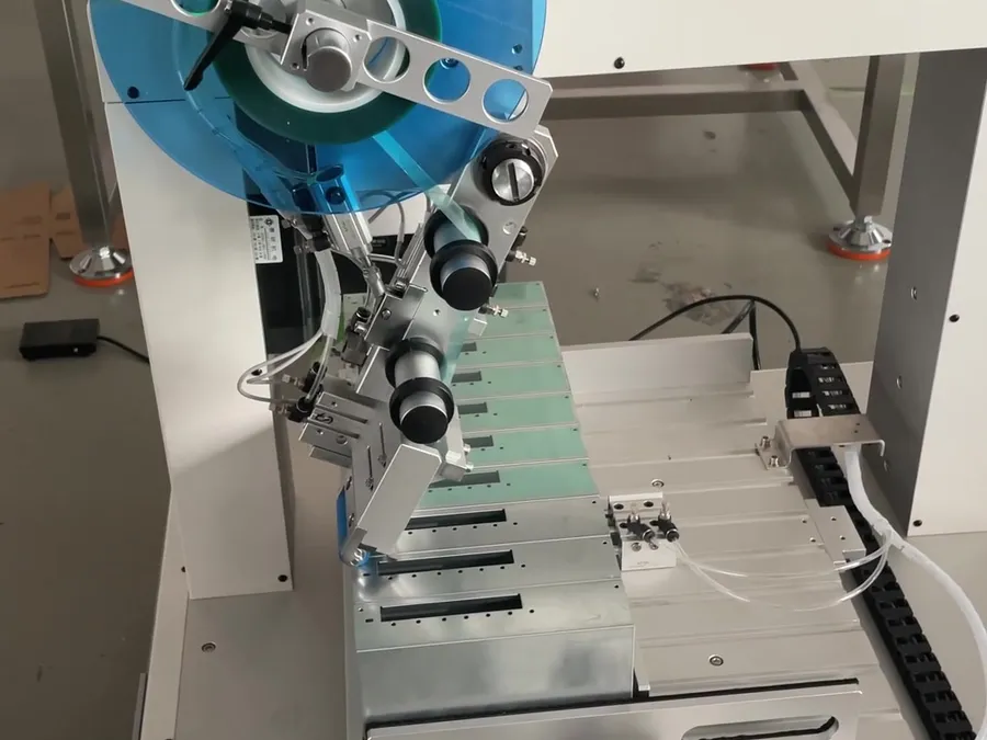 Inline / Conveyor Tape-application Machine — image 2