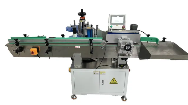 Automatic Roll-Rubbing Wrap-Around Labeling Machine — Automatic roll-rubbing wrap-around labeling machine